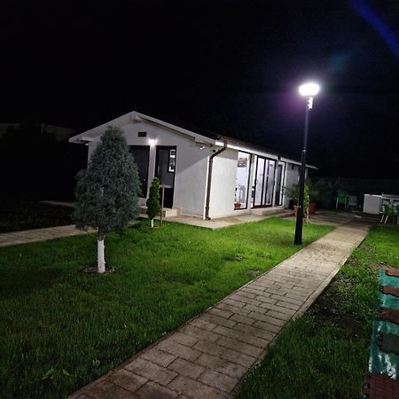 מלון Două Mai Complex Turistic N&S מראה חיצוני תמונה