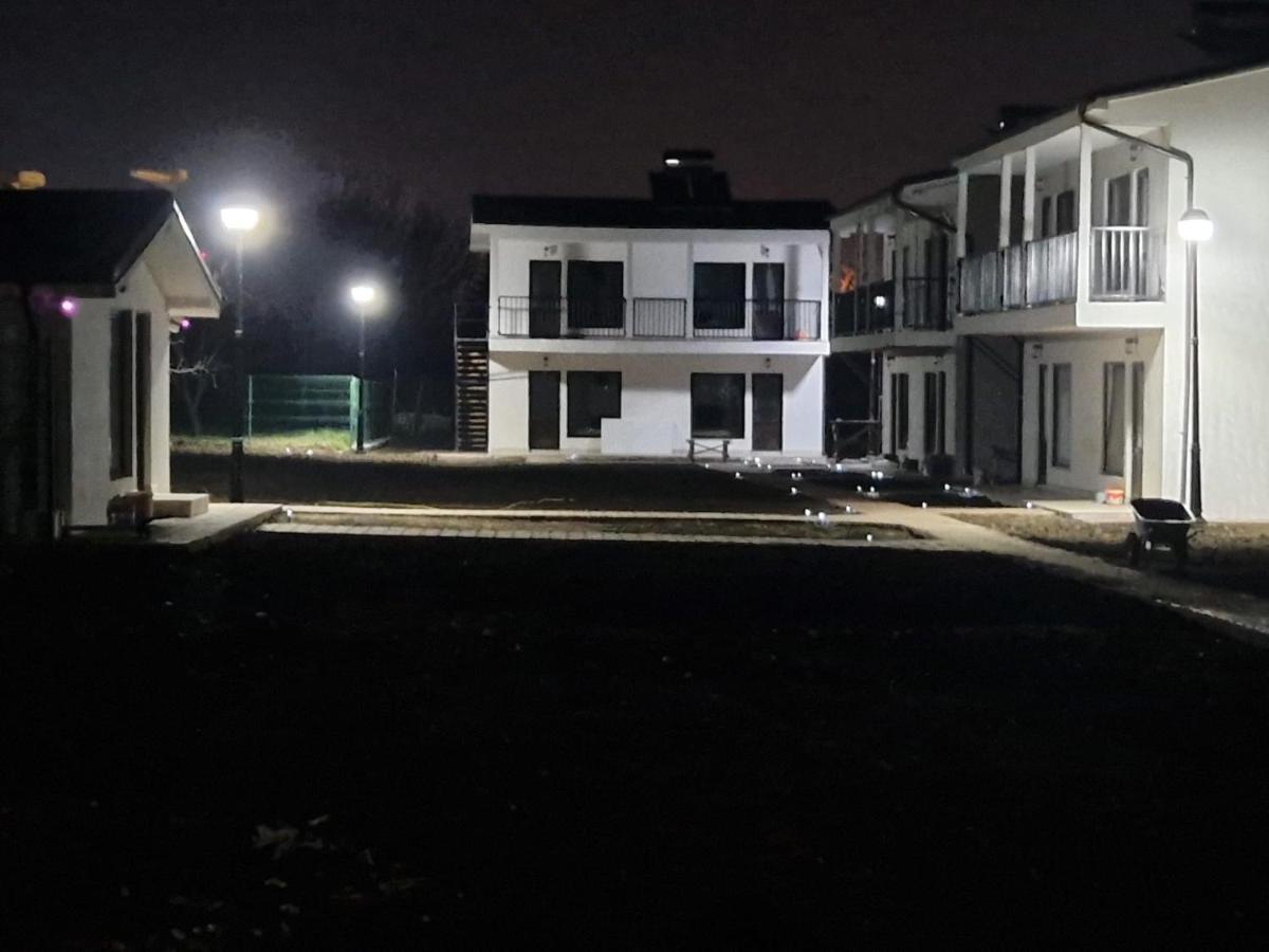 מלון Două Mai Complex Turistic N&S מראה חיצוני תמונה