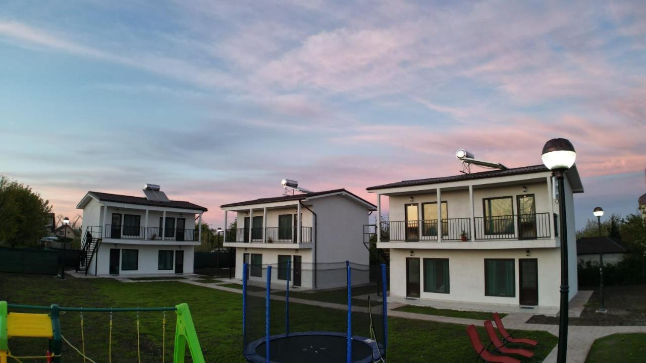 מלון Două Mai Complex Turistic N&S מראה חיצוני תמונה