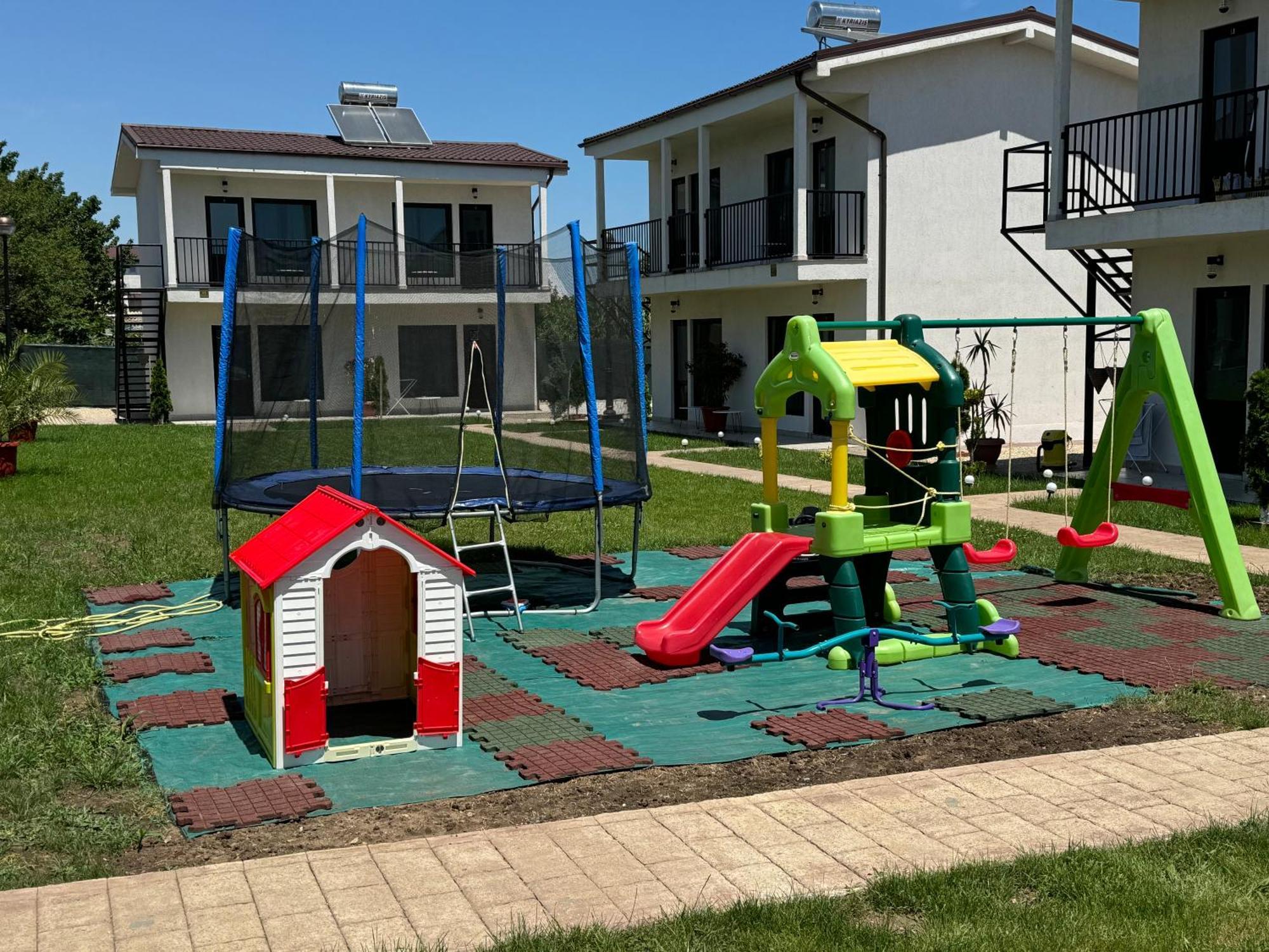 מלון Două Mai Complex Turistic N&S מראה חיצוני תמונה