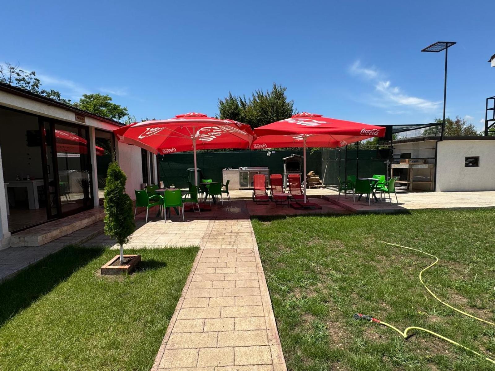 מלון Două Mai Complex Turistic N&S מראה חיצוני תמונה